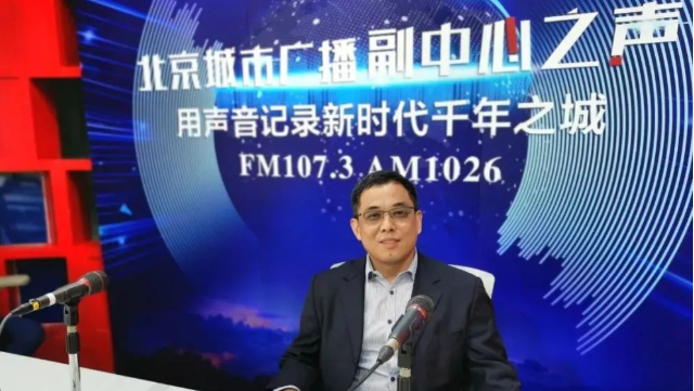 黄石松谈 “第三张床”与“第六险”