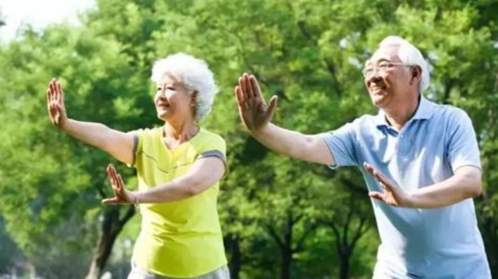 老龄化孕育10万亿市场:四大类企业争相布局康养产业
