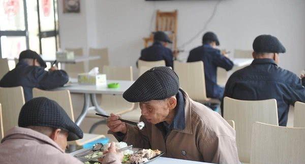 想在农村开个养老院,可行吗?
