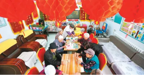 “老年版”APP兴起,适老化改造提速,老年人加快—— 享受智能生活 融入数字时代