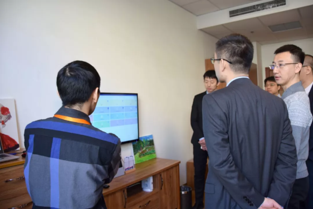 乐祥与和伊咨询达成战略合作(图4) 乐祥与和伊咨询达成战略合作(图4)