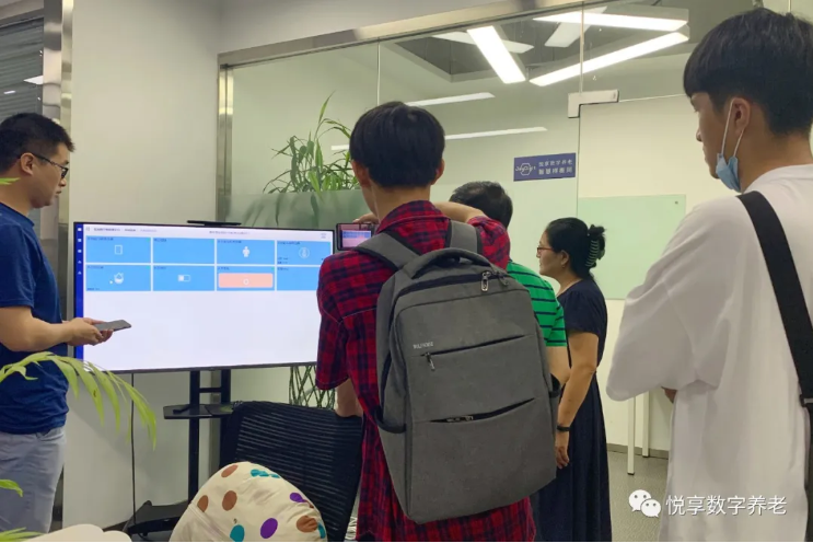 西安工程大学师生参加乐祥西安创新中心OPENDAY活动(图2) 西安工程大学师生参加乐祥西安创新中心OPENDAY活动(图2)