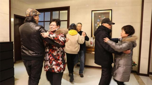 “新型养老”走红,不去养老院也不麻烦子女,网友:以后也这么过(图4) “新型养老”走红,不去养老院也不麻烦子女,网友:以后也这么过(图4)