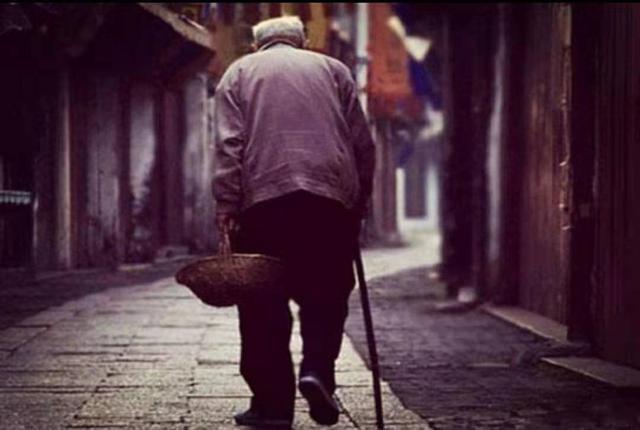 养老,是一场关乎经济实力和人性的博弈(图2) 养老,是一场关乎经济实力和人性的博弈(图2)