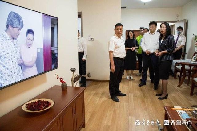 山东老龄智慧宜居示范中心启用仪式顺利举行(图7) 山东老龄智慧宜居示范中心启用仪式顺利举行(图7)