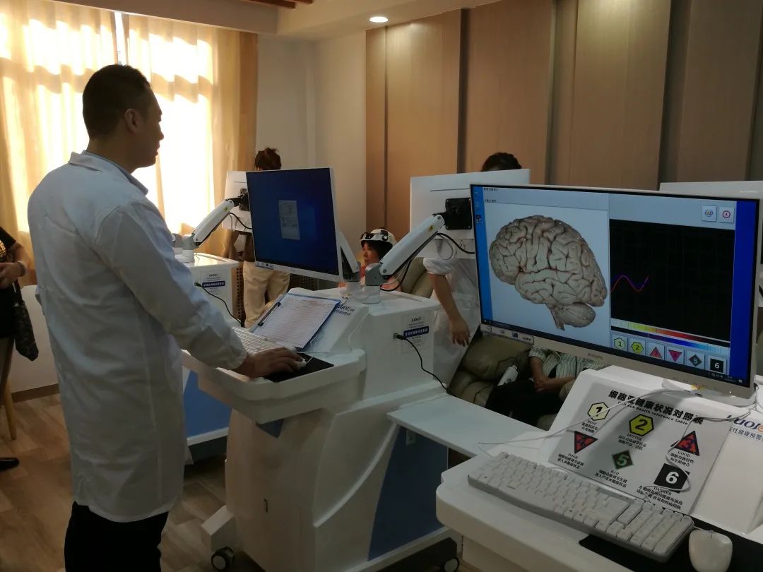 用心用情,高境镇打造家门口的乐祥智慧养老服务圈(图9) 用心用情,高境镇打造家门口的乐祥智慧养老服务圈(图9)