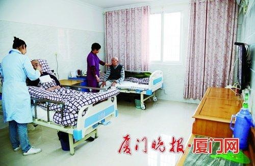 厦门将试点养老院上门服务,鼓励拓展居家养老服务(图1) 厦门将试点养老院上门服务,鼓励拓展居家养老服务(图1)